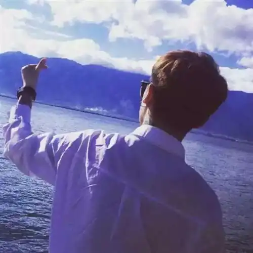 住在后海边,这儿有胡同里的精致复古大开间
