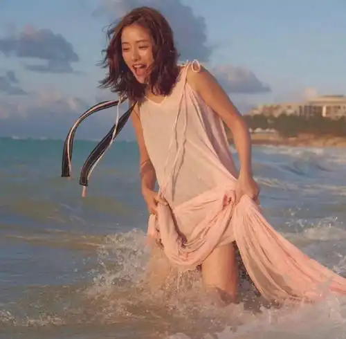 像她这样穿太美了
