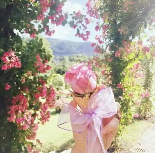 皮花花
