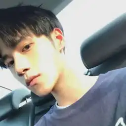 男生头像真人帅气高清2020男生头像真人照片大全
