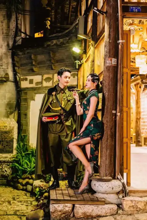 隆莎新剧造型曝光又一旗袍女神诞生
