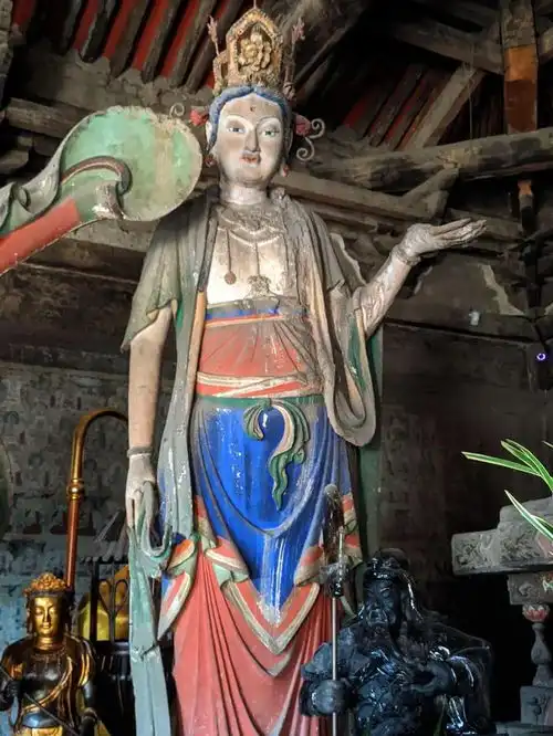 清凉赏析明代彩塑壁画十二面观音图
