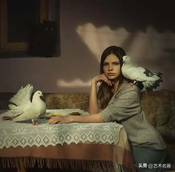 复古又性感的油画风人像︱乌克兰摄影师daviddubnitskiy摄影作品
