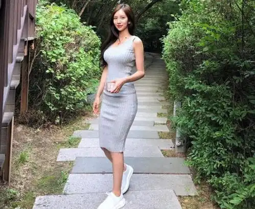 24岁健身网红,每天独自一人晨跑,坦言希望找个伴
