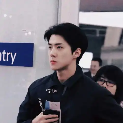 你没见过的茶蛋头像紫色调
