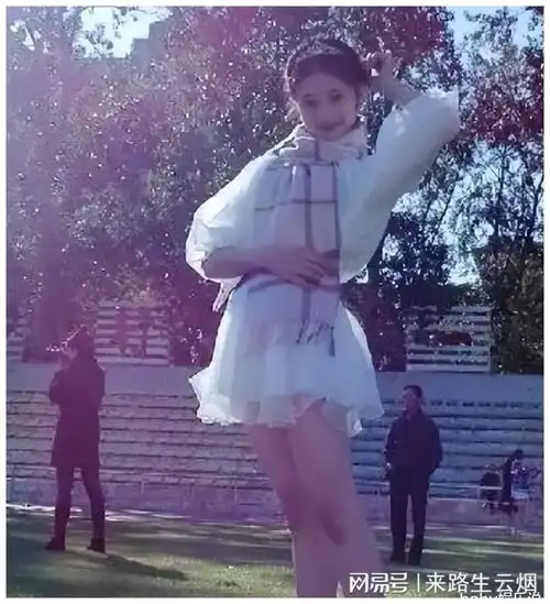 自信女王刘浩存因父母陷入舆论漩涡,资源巨好路人缘却奇差
