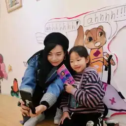 为什么一个6岁孩子能在798开画展只因妈妈一句话
