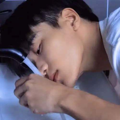 情头我正在看着你看着你,目不转睛
