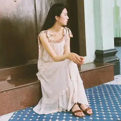 这8款连衣裙,带你美美过夏天
