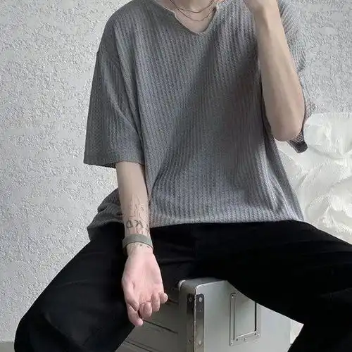 10张禁欲系帅哥男生头像
