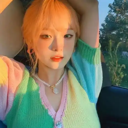 超温柔的女生头像
