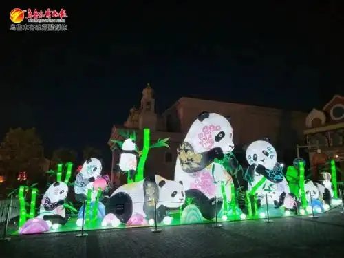 18组巨型灯组亮相首届国潮灯光艺术展
