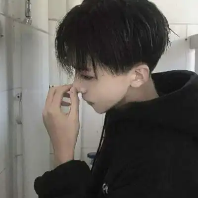 希望上天待我善良还我一个不明男生头像我要个性网
