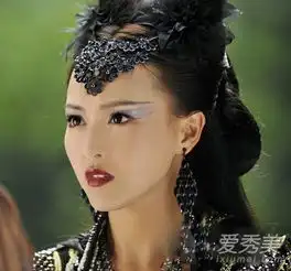 唐嫣演紫霞仙子还是先把美瞳摘了吧
