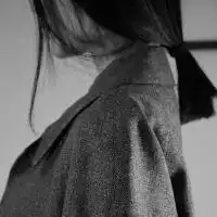 qq头像黑白女头女生气质
