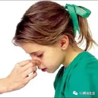 让孩子摆脱鼻窦炎快用这四款精油
