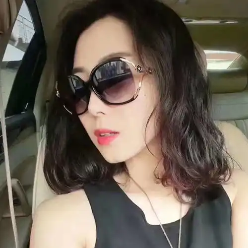 太阳镜女圆脸大框偏光墨镜女士蛤蟆镜防紫外线明星同款瘦脸沙滩镜
