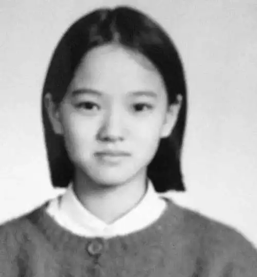 曾出轨二婚50岁还自称美少女怒怼网友伊能静敢折腾
