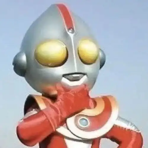 微信头像不太正经的奥特曼

