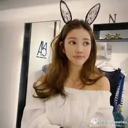 一年四季照她穿四十几也能秒变二十出头的小女生
