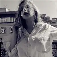 纹身的,伤感的,颓废的,霸气的灰色抽烟女生头像图片
