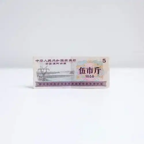 老外眼里的上海夜生活三在霓虹灯与烟火气的交错中,爱上城市的一百种模样
