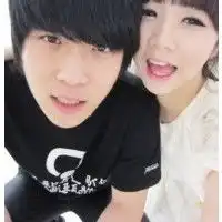 与众不同的爱情永不变的qq情头像情侣一男一女
