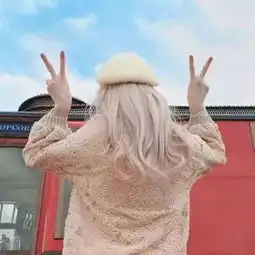 别总迁就别人,委屈了自己
