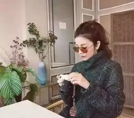 牛奶皮肤大长腿,40岁的她怎么比志玲姐姐保养的还好
