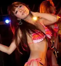 美女尤物

