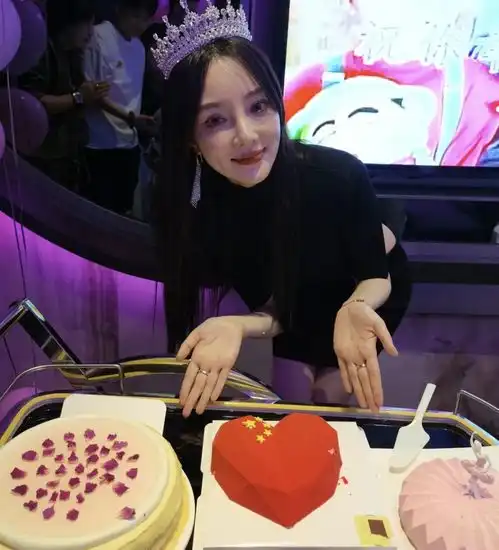 小八卦,王一博,贾乃亮,陈建州,陈飞宇,成毅团队时尚顶流
