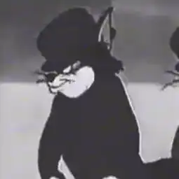 唯美清新的一男一女情侣头像后悔当初在的时候没有
