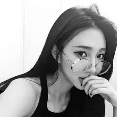 霸气女头像超拽黑白精选社会头像女
