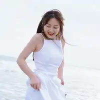 五一出游季,就穿这件薄荷绿仙女裙吧
