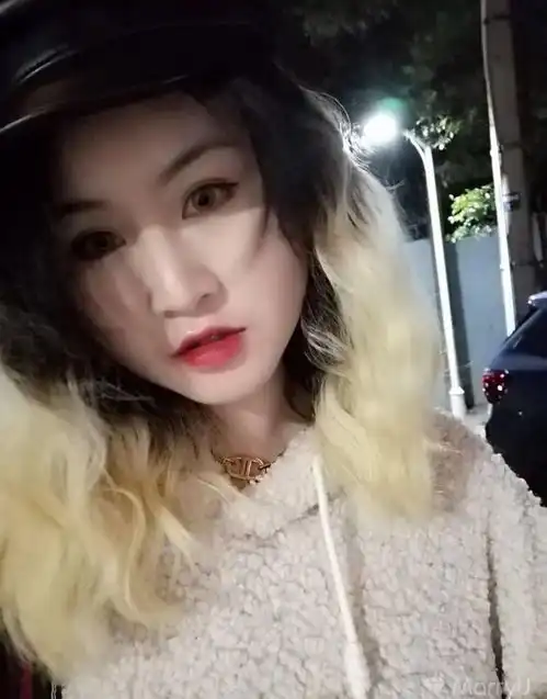 marryu脱单墙丨狮子座的猪猪女孩,做自己的战士,也是专属你的少女
