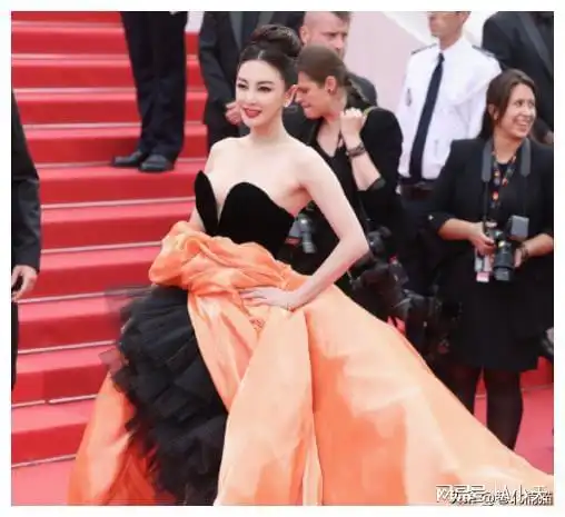 颜值身材双在线,两段婚姻离婚收场,张雨绮的感情为何总是不顺
