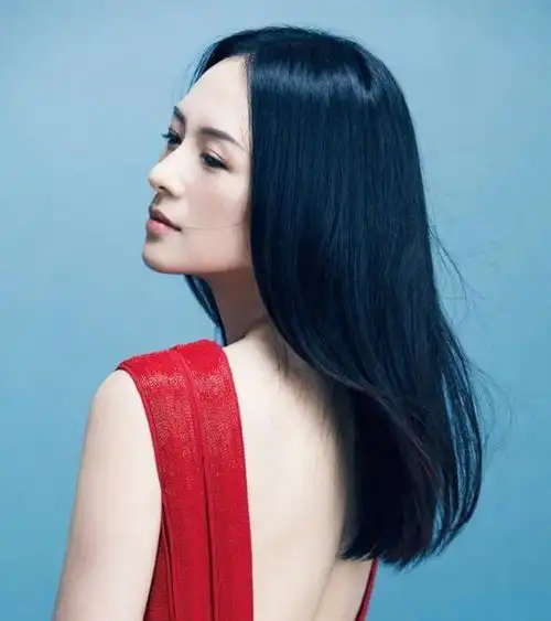 章子怡带着女儿在深圳生活,远离外界打扰,避免与汪峰纠葛
