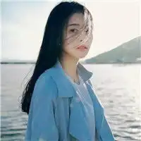 长发清新气质美女头像,侧面的样子更是迷人
