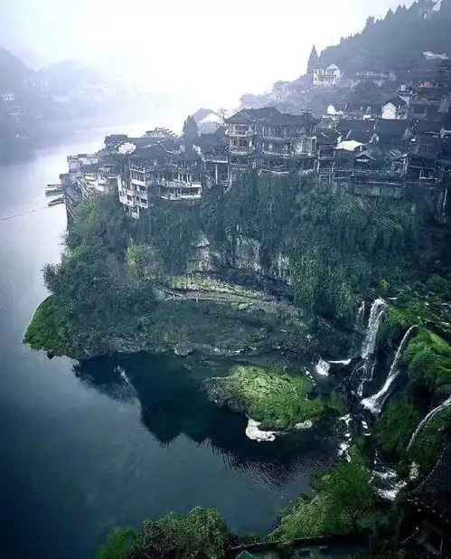 你听说过芙蓉镇吗
