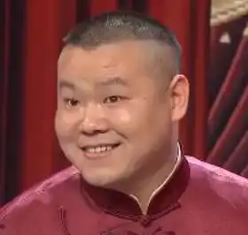 没文凭没背景长得还丑河南这个男人,却火透全国
