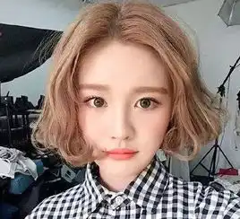 2017女生流行发型,2017女生发型流行趋势,2017冬天流行什么发型
