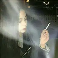 高冷伤感颓废女生头像颓废女生头像抽烟喝酒图片
