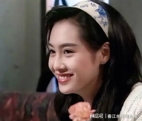 她被誉为第一玉女,事业巅峰为爱退圈,复出后活成不老女神
