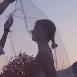 晚安心语190305痛苦的是你无法离开的那个人,却可以离开你
