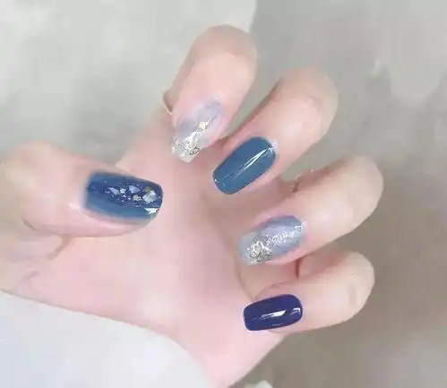 4款仙气十足的美甲来咯快和你的小伙伴约起来吧
