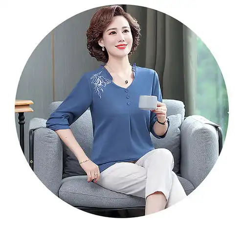 xxj妈妈春秋装t恤2020新款洋气中老年人女装长袖小衫气质薄款打底衫
