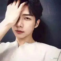 栾叔塔罗牌占卜测试你面对爱情你会一见钟情吗
