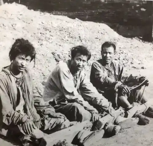 珍贵老照片自称刀枪不入的义和团
