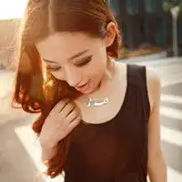 怎么样让自己的微信头像闪图带字
