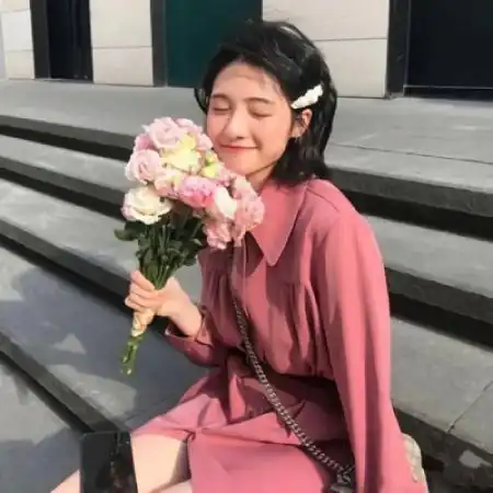 头像清纯气质女生头像,气质压倒一切
